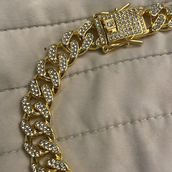 Gold iced Cuban choker chain necklace no label - Picture 3 of 4